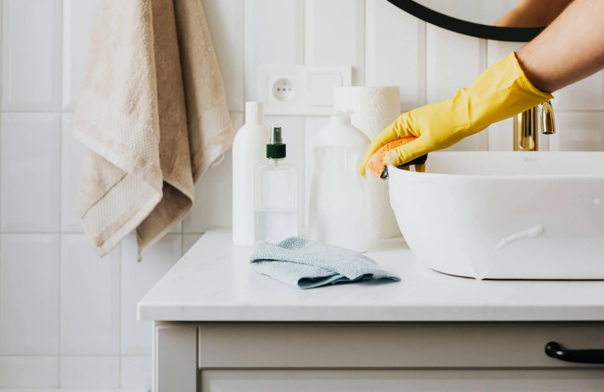 نکاتی برای مراقبت از روشویی حمام